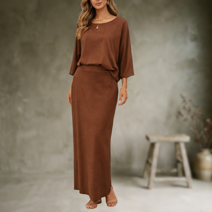 Julia | jupe tendance avec un haut