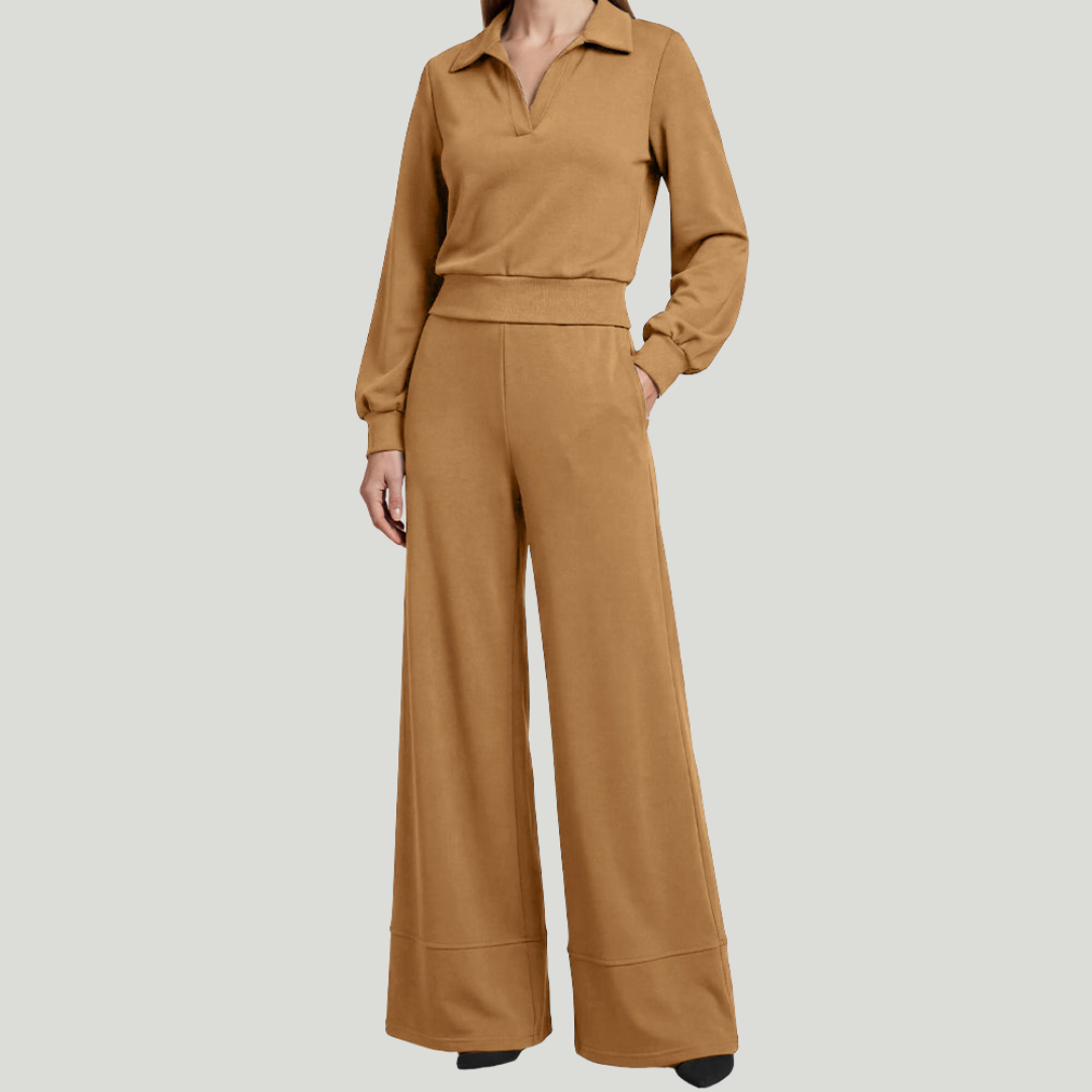 Amalia | Costume femme avec chemisier à revers et pantalon large
