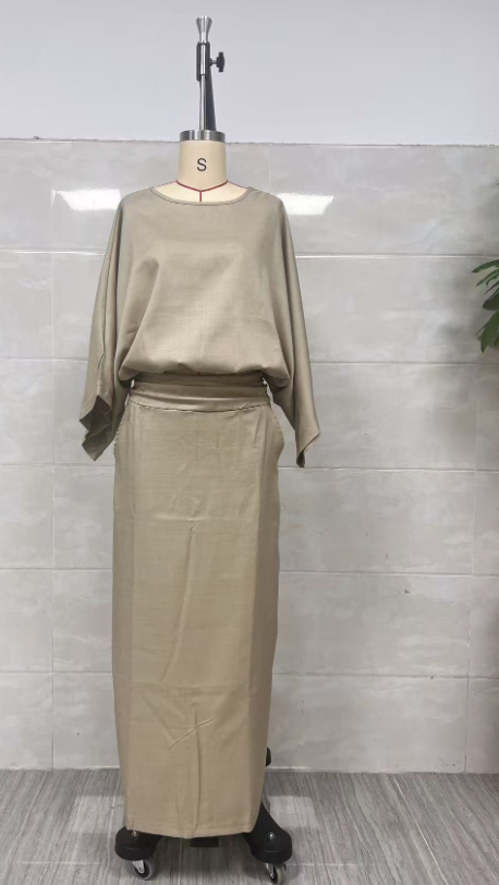 Julia | jupe tendance avec un haut